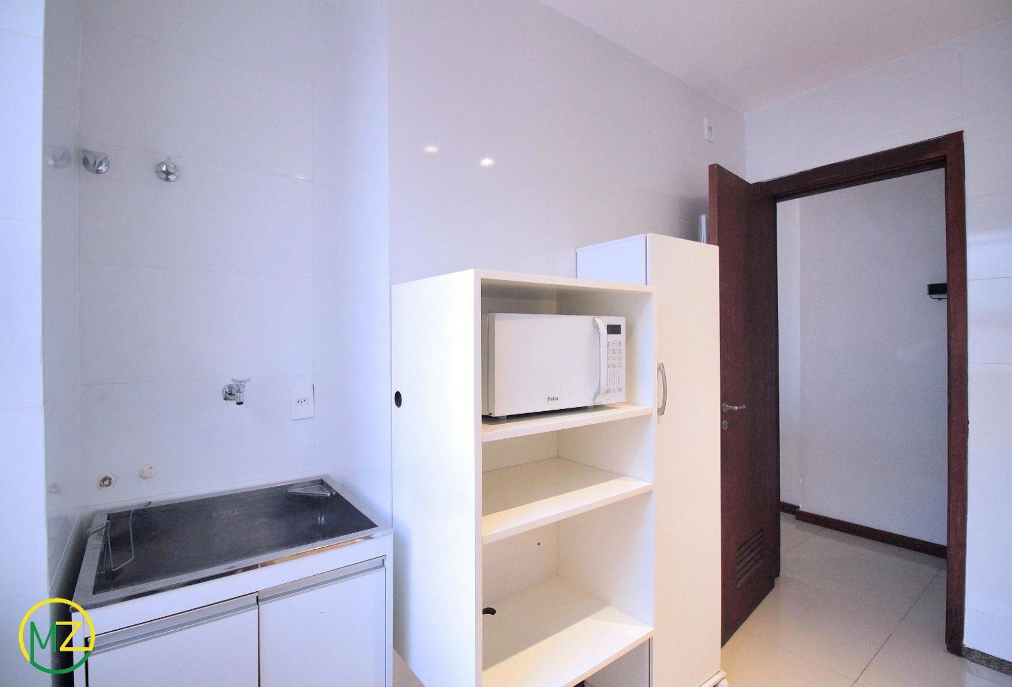 Incrivel Sala E Com Varanda Em Ipanema *