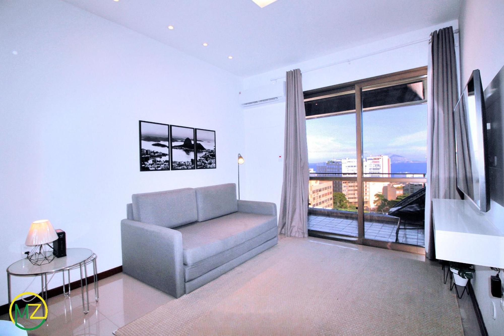 Incrivel Sala E Com Varanda Em Ipanema *